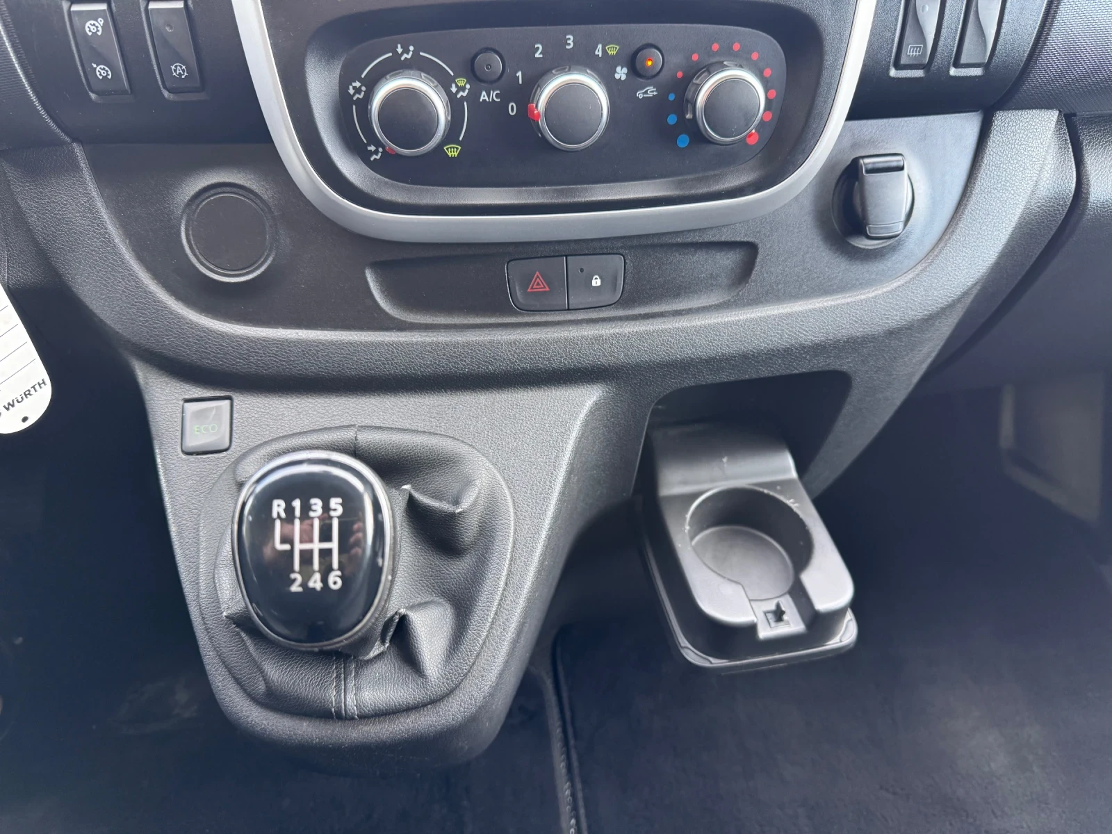 Renault Trafic 2.0DCI 146�� * 3������* LED* ����* ���������*  | Mobile.bg � ����������� 15