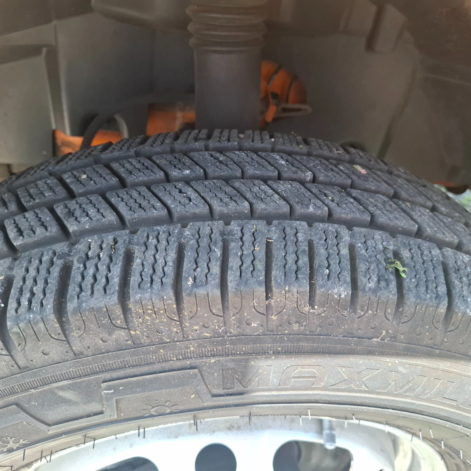 VW Crafter Германия EURO5 КЛИМАТРОНИК Двойна гума 3, 5 тона, снимка 15 - Бусове и автобуси - 55289957