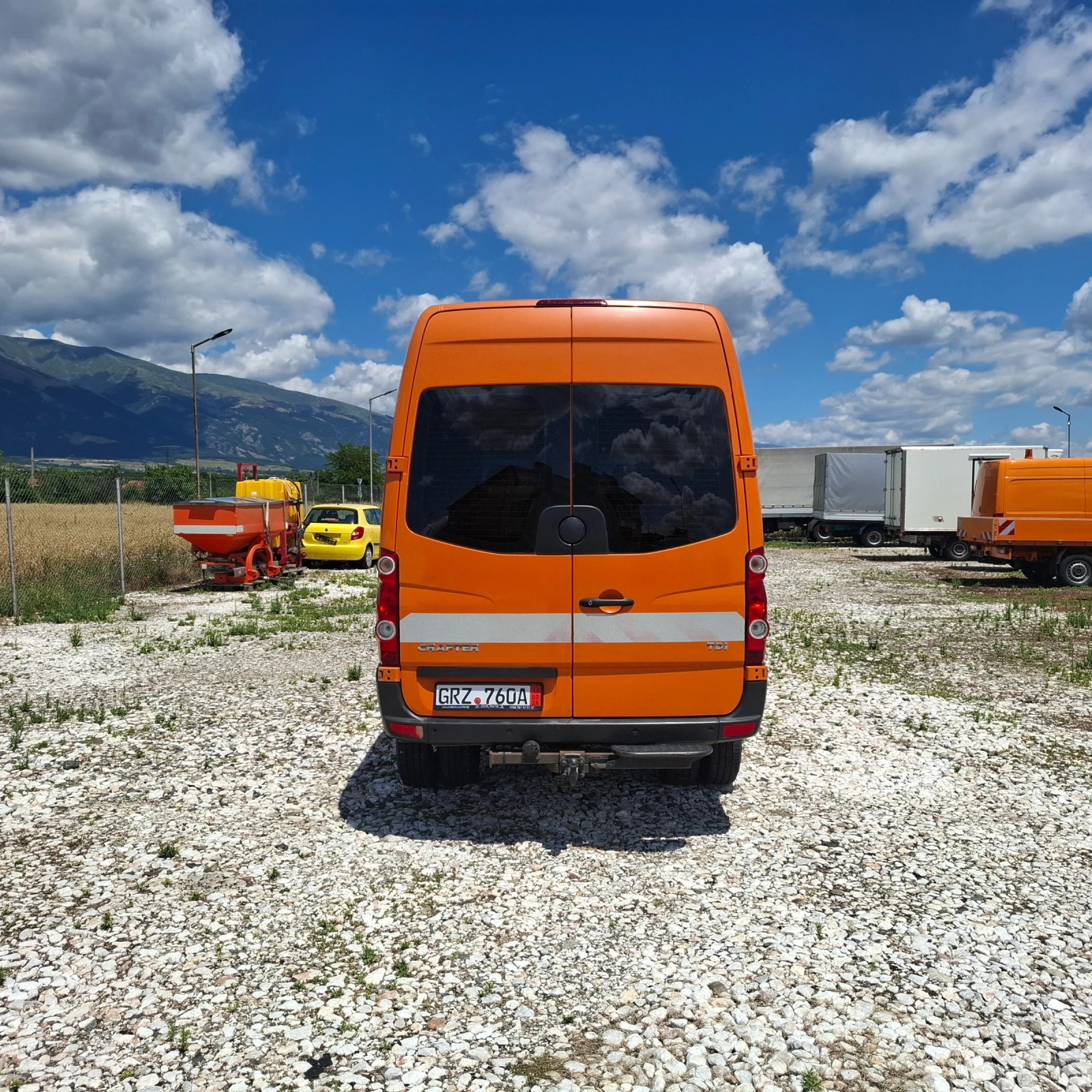 VW Crafter Германия EURO5 КЛИМАТРОНИК Двойна гума 3, 5 тона, снимка 7 - Бусове и автобуси - 55289957