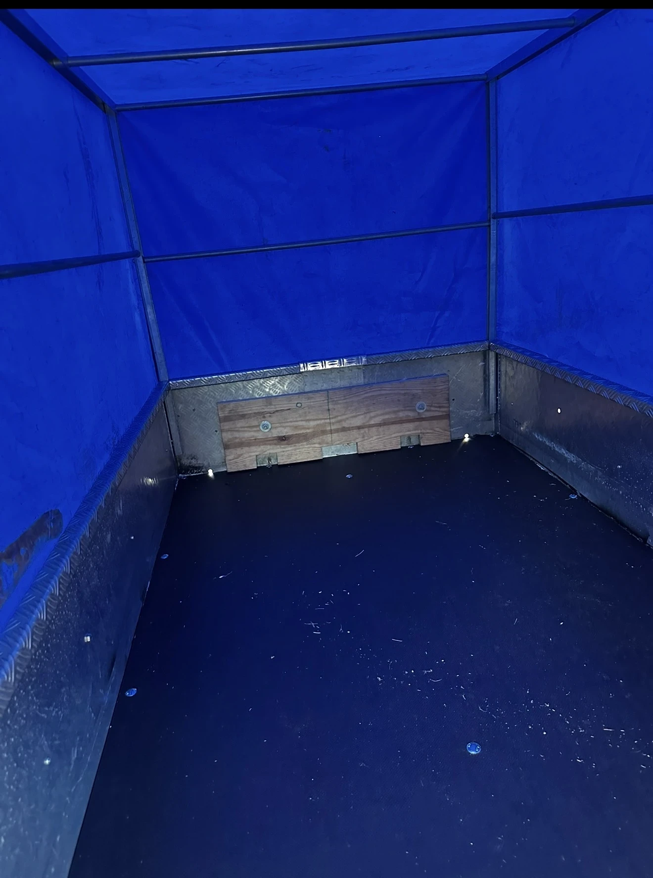 �� ��������� Agados | Mobile.bg � ����������� 5