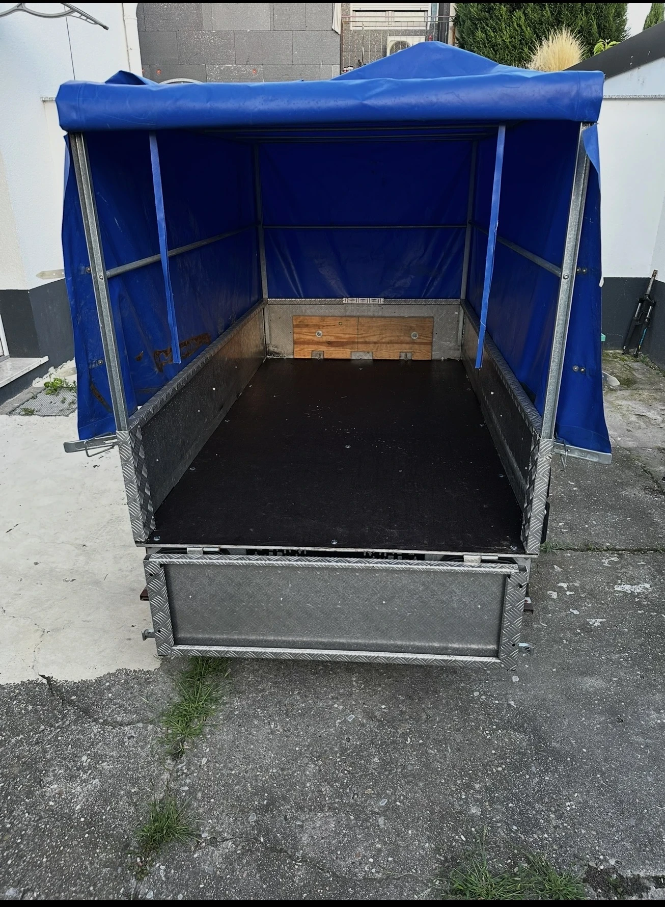 �� ��������� Agados | Mobile.bg � ����������� 7