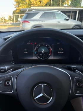 Mercedes-Benz E 400 V6/333HP/ ОБДУХВ./PANO/360/138хил км, снимка 10