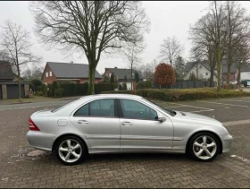 Mercedes-Benz C 220 Нов внос германия перфектен автомобил , снимка 3