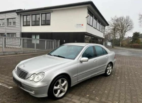 Mercedes-Benz C 220 Нов внос германия перфектен автомобил , снимка 1