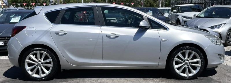 Opel Astra 1.4i 140HP БЕНЗИН/ГАЗ, снимка 4 - Автомобили и джипове - 46217592