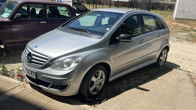 Mercedes-Benz B 200, снимка 4 - Автомобили и джипове - 47496536