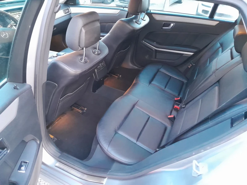 Mercedes-Benz E 350 Barter s doplastane ot men , снимка 12 - Автомобили и джипове - 51946607