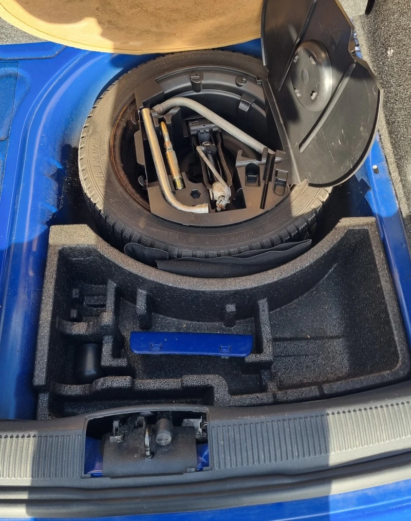 Skoda Fabia 1.4 I, снимка 14 - Автомобили и джипове - 52507537