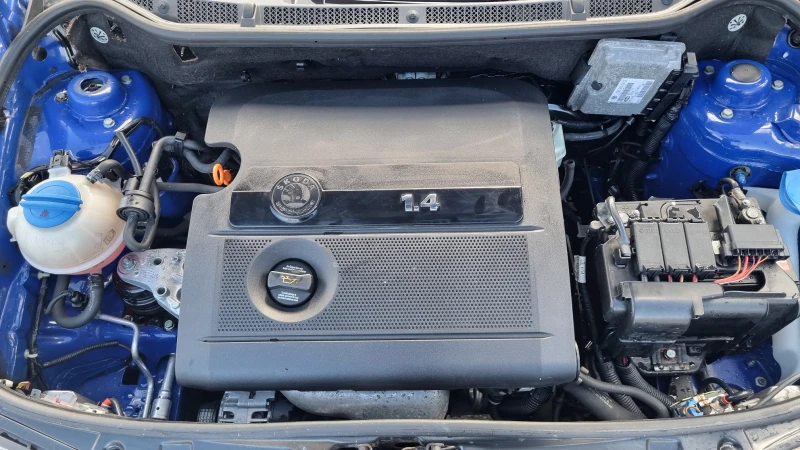 Skoda Fabia 1.4 I, снимка 15 - Автомобили и джипове - 52507537