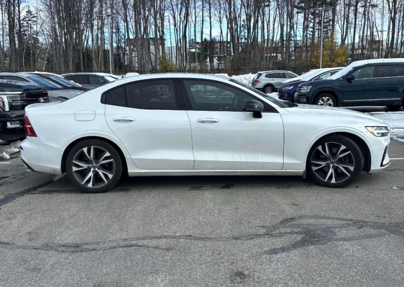 Volvo S60 2.0L T5 R-design, снимка 3 - Автомобили и джипове - 52573682