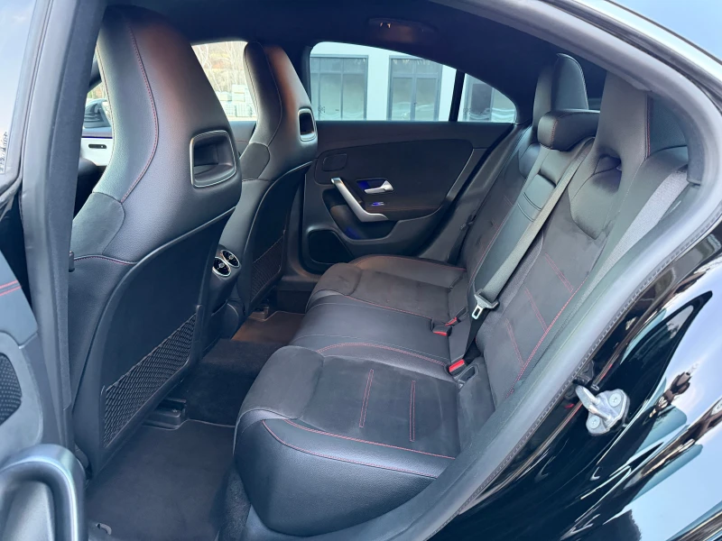 Mercedes-Benz CLA 180 * AMG LINE* AMBIENT* , снимка 9 - Автомобили и джипове - 52850843
