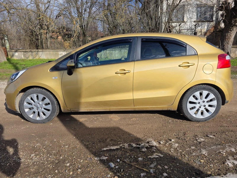 Kia Rio 1400, снимка 3 - Автомобили и джипове - 52954683