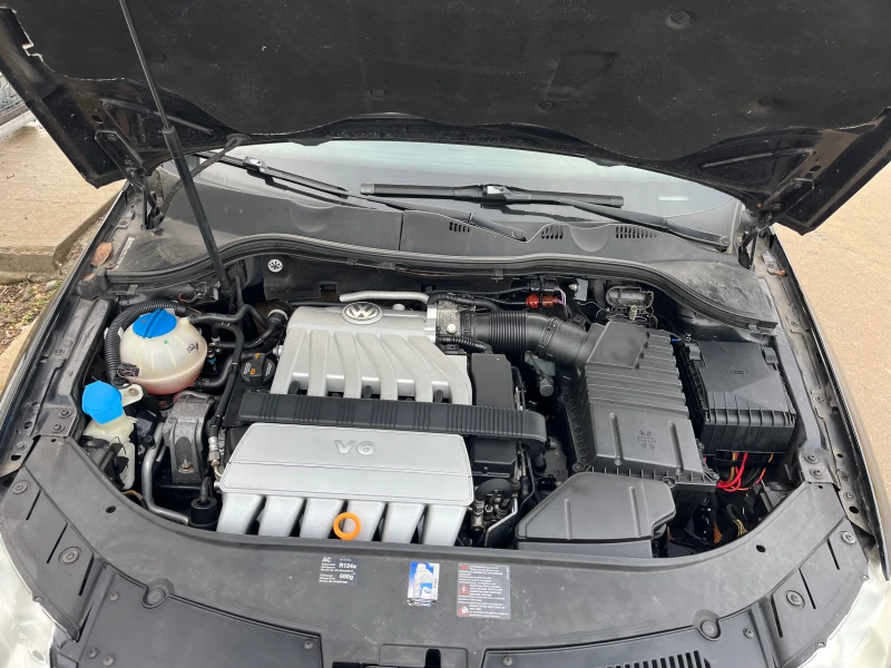 VW Passat 3.2 V6 4X4 DSG, снимка 9 - Автомобили и джипове - 53380511