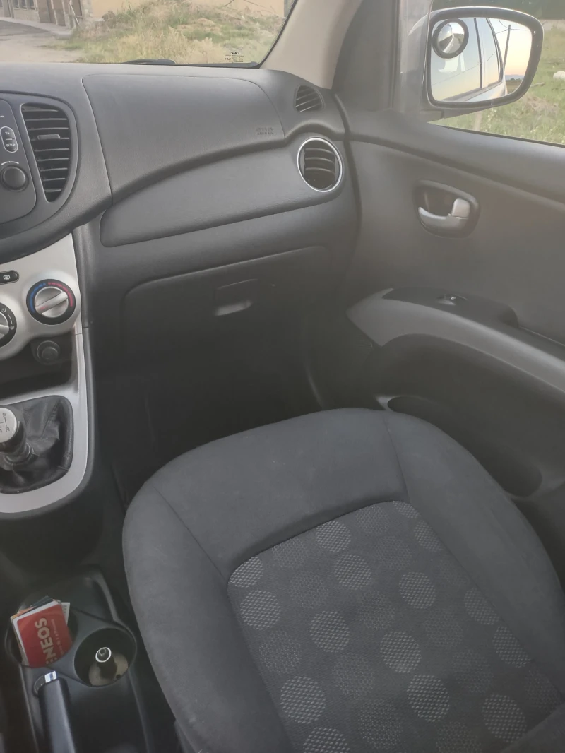 Hyundai I10, снимка 9 - Автомобили и джипове - 53458818