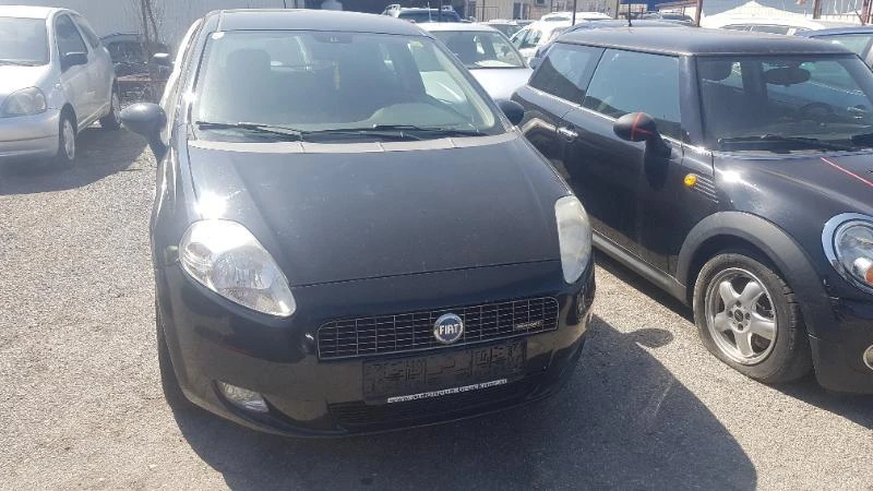 Fiat Punto 1.3, снимка 3 - Автомобили и джипове - 40838877