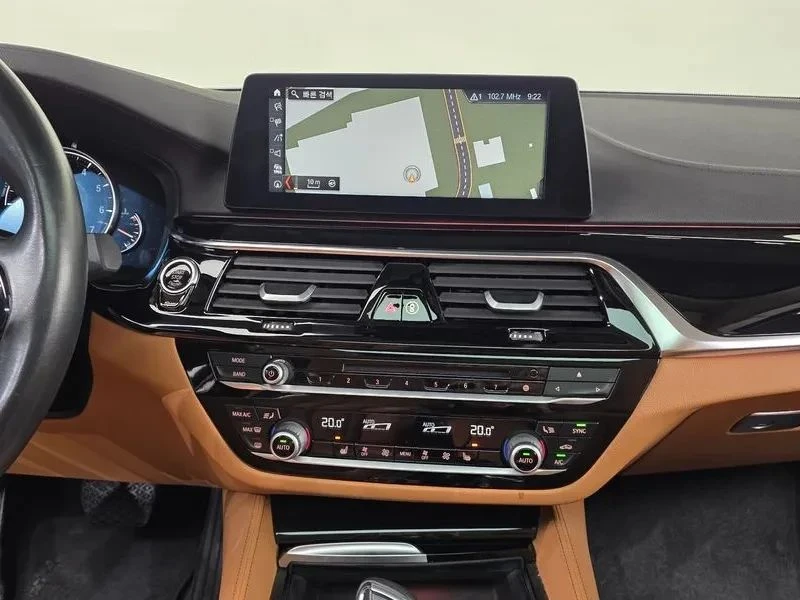 BMW 520, снимка 14 - Автомобили и джипове - 56690225
