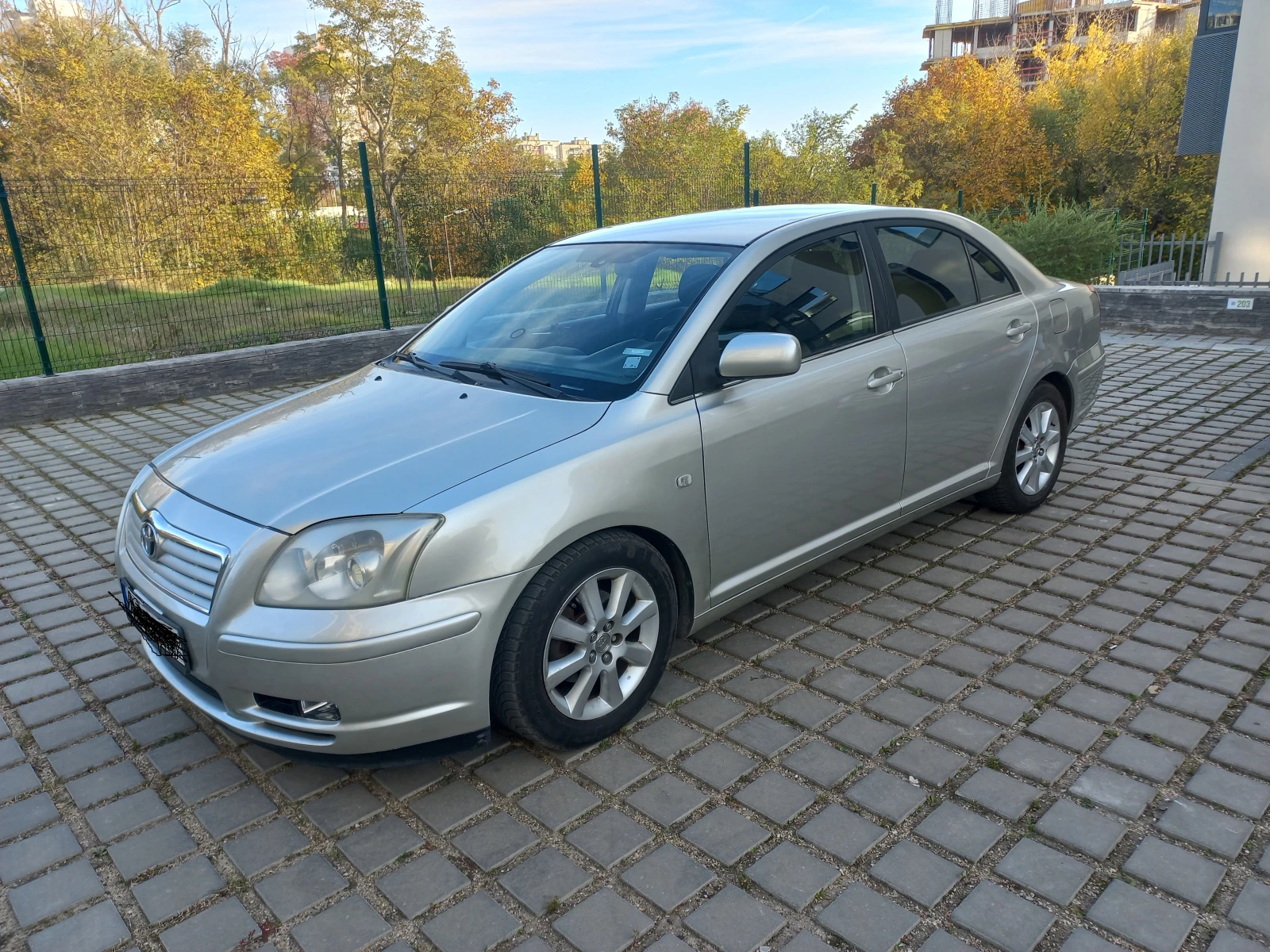 Toyota Avensis  - изображение 5