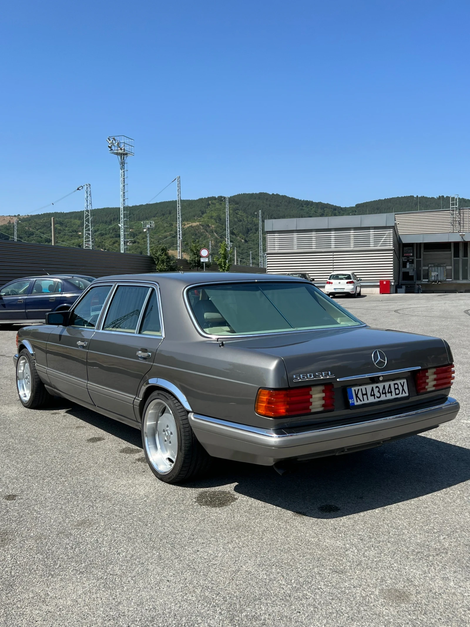 Mercedes-Benz 560 Mercedes-Benz 560SEL  - изображение 2