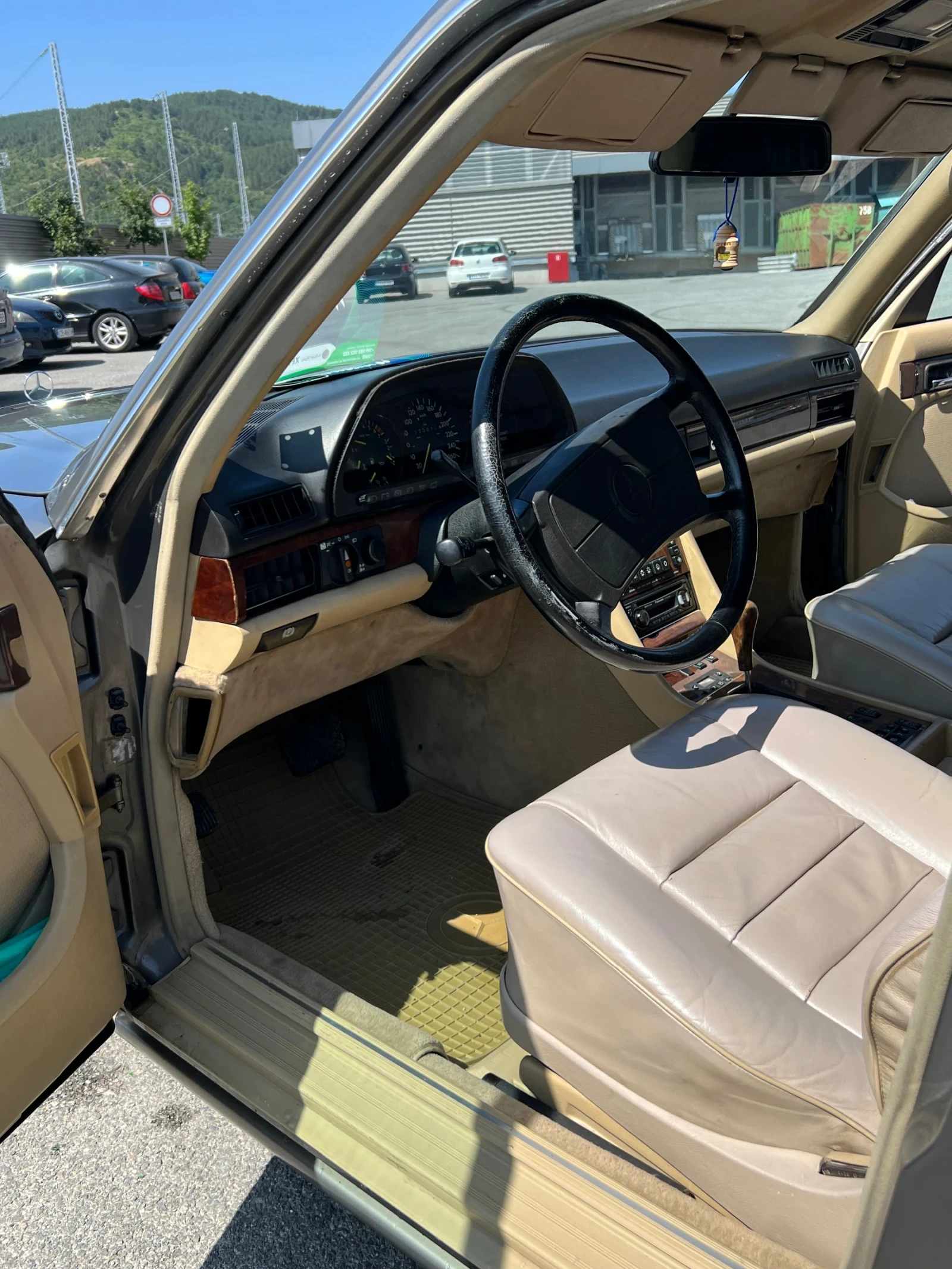 Mercedes-Benz 560 Mercedes-Benz 560SEL  - изображение 3
