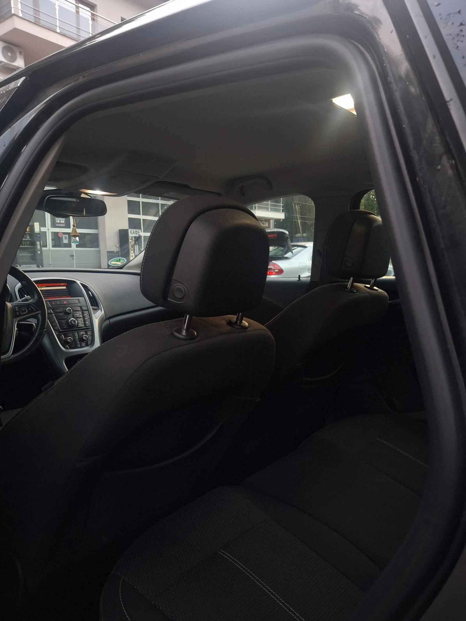 Opel Astra 1.6CDTI - изображение 9