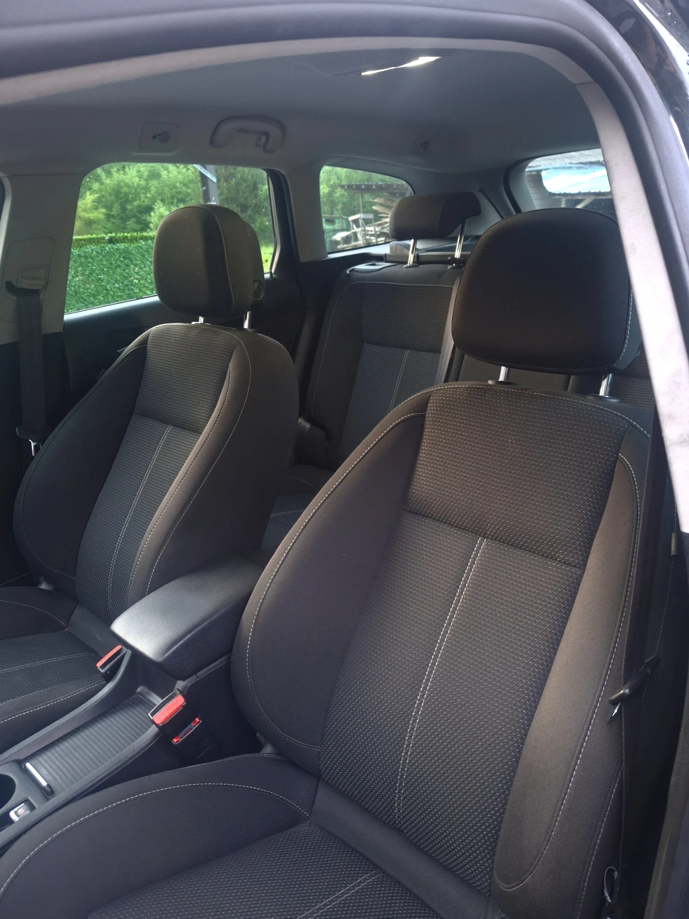 Opel Astra 1.6CDTI - изображение 8