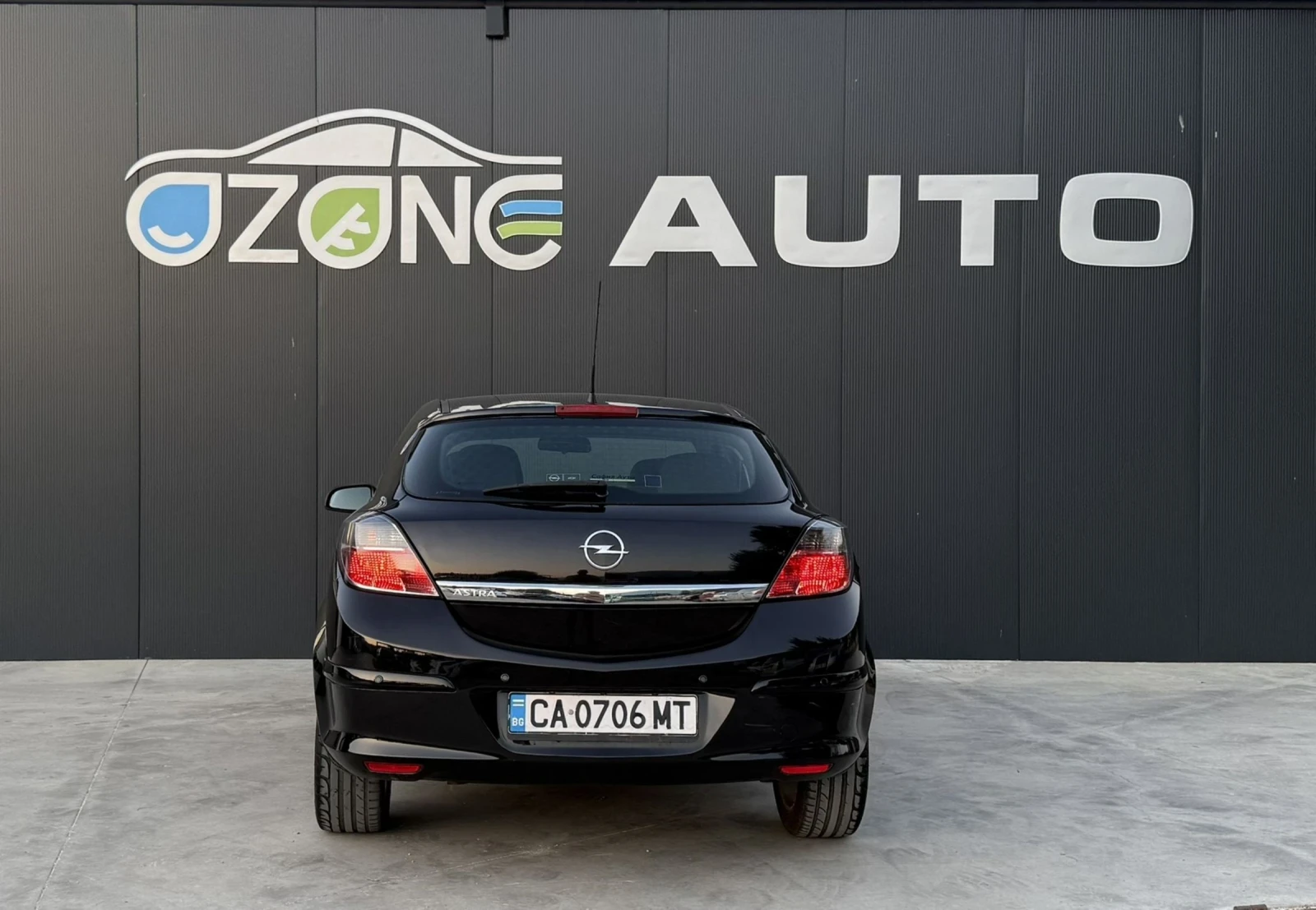 Opel Astra GTC COUPE - изображение 3