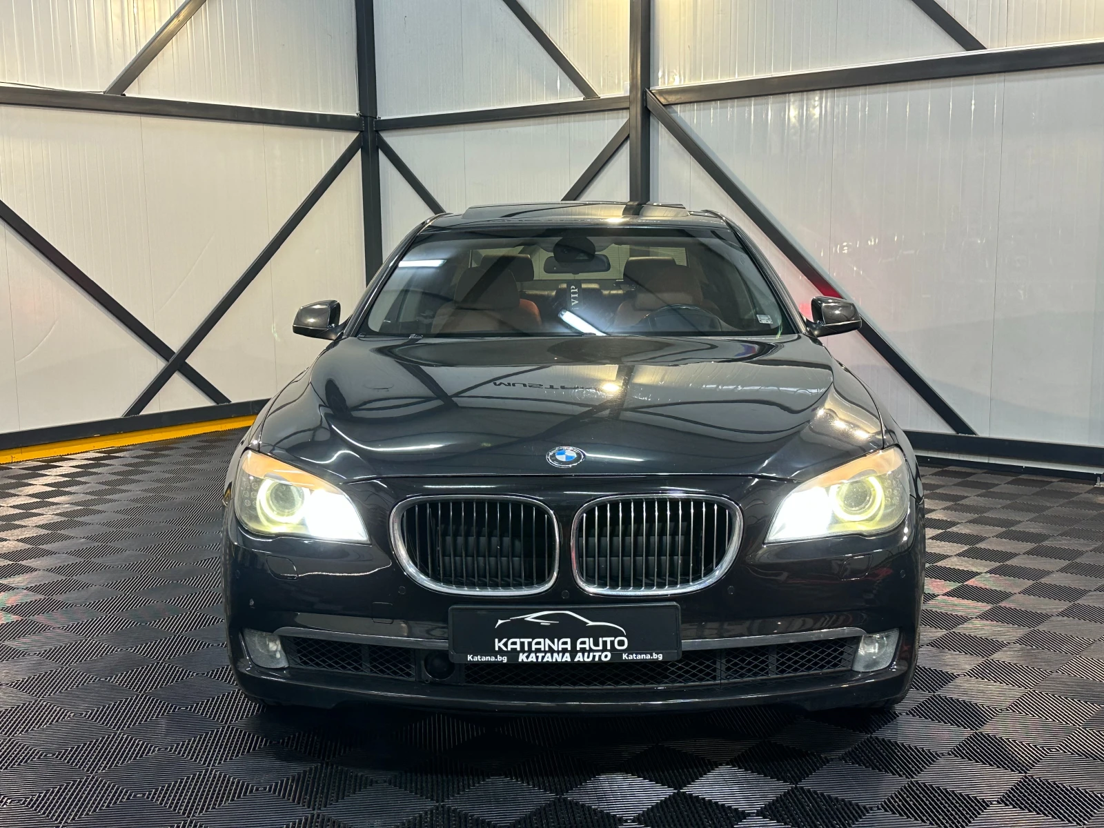 BMW 730 d* Дистроник* Вакум* Head-up* , снимка 5 - Автомобили и джипове - 51055348