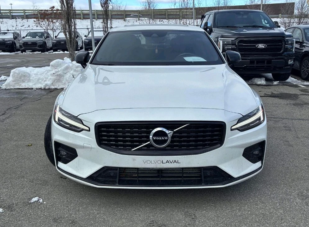 Volvo S60 2.0L T5 R-design - изображение 5