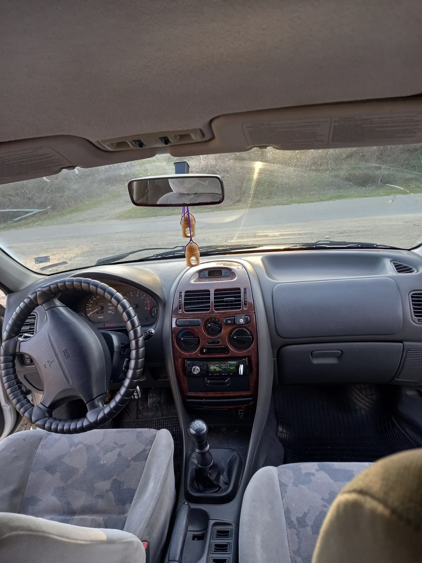 Mitsubishi Carisma, снимка 7 - Автомобили и джипове - 53759923