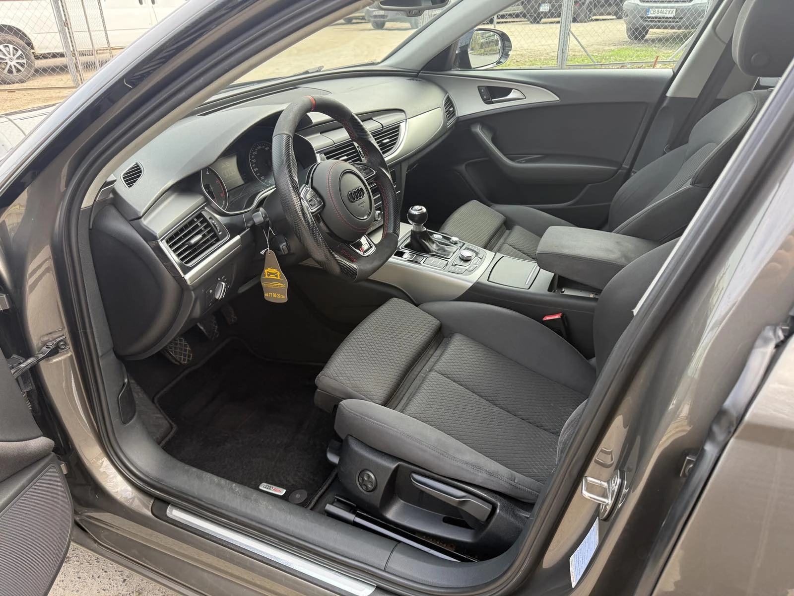 Audi A6 2.0 TDI Avant, снимка 11 - Автомобили и джипове - 53986897