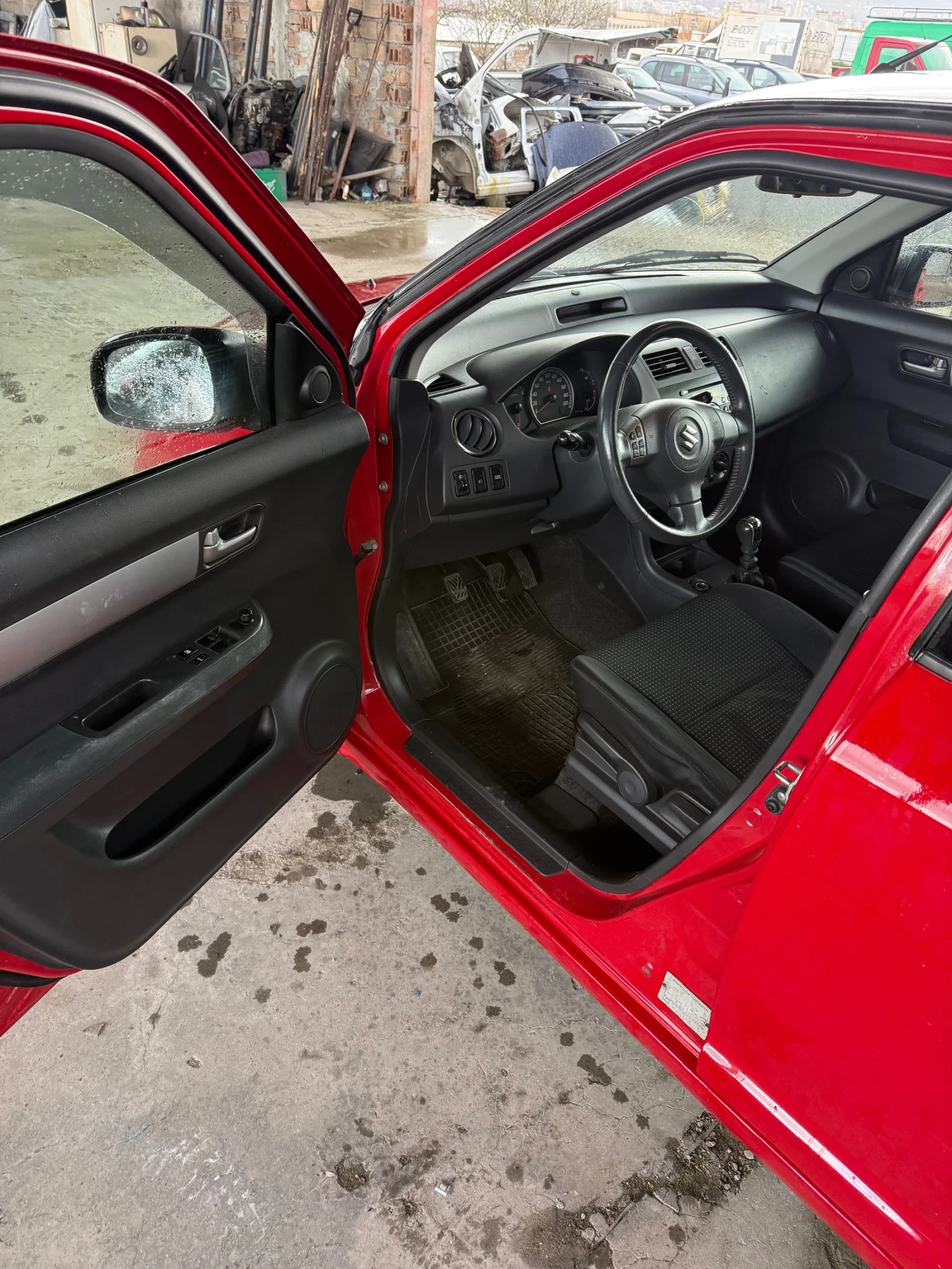 Suzuki Swift, снимка 10 - Автомобили и джипове - 54006898