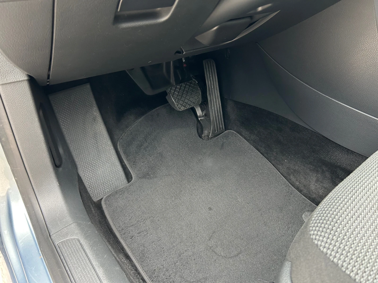 VW Passat 2.0 TDI DSG, снимка 11 - Автомобили и джипове - 54032269