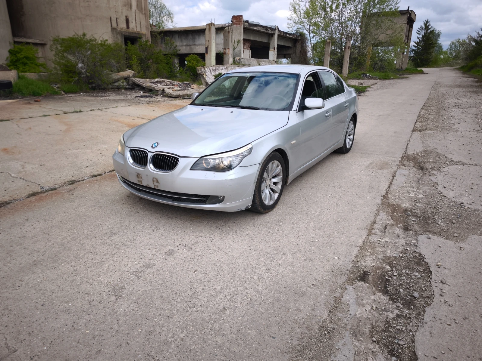 BMW 530