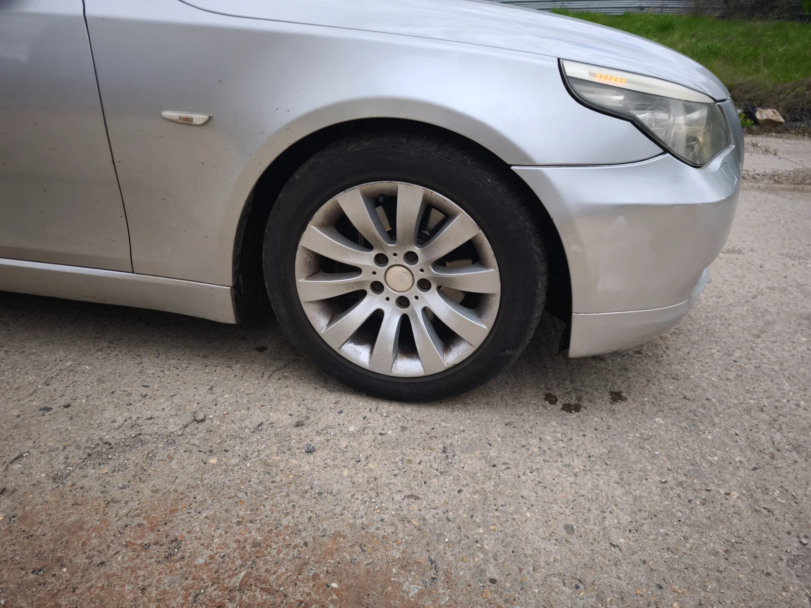 BMW 530, снимка 4 - Автомобили и джипове - 54383533