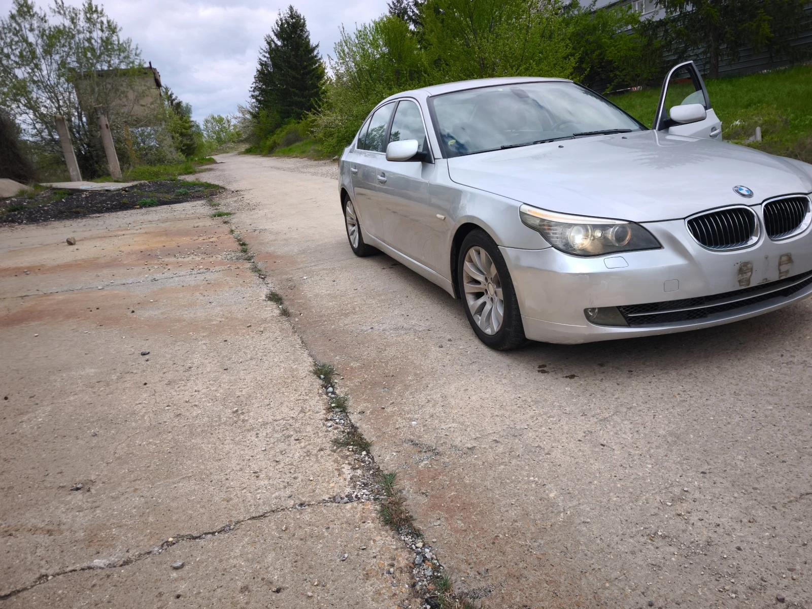 BMW 530, снимка 3 - Автомобили и джипове - 54383533
