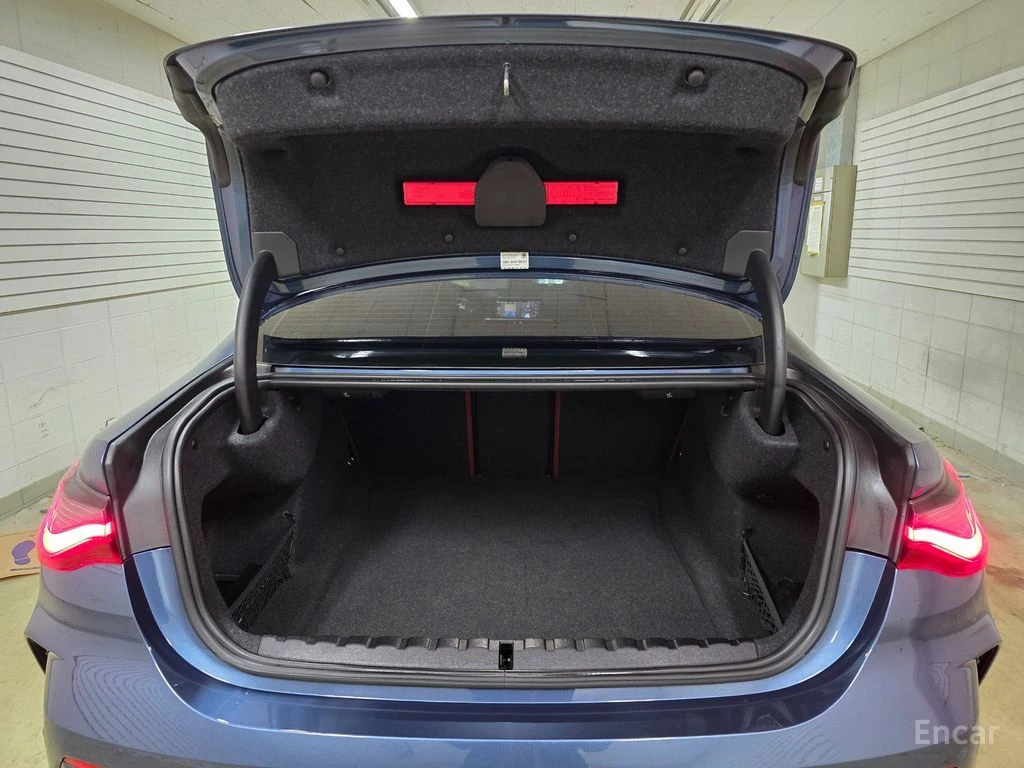 BMW 420 i M-Sport* HARMAN KARDON* HEAD-UP* 360 CAM* PANO* , снимка 16 - Автомобили и джипове - 54632410