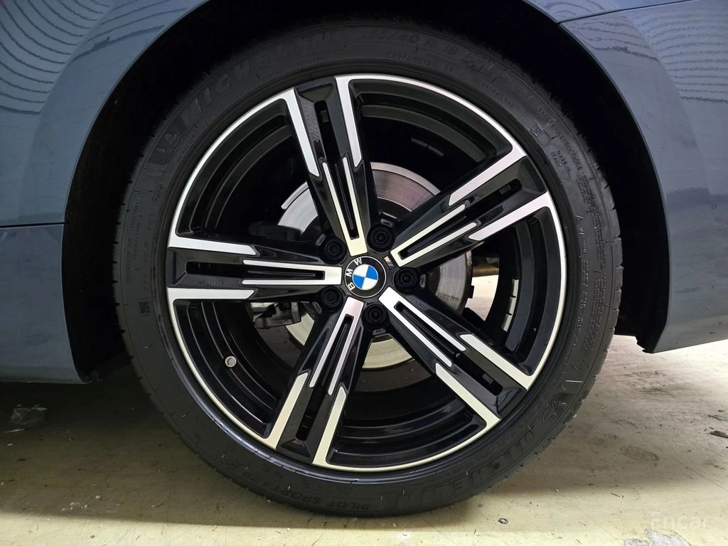 BMW 420 i M-Sport* HARMAN KARDON* HEAD-UP* 360 CAM* PANO* , снимка 5 - Автомобили и джипове - 54632410