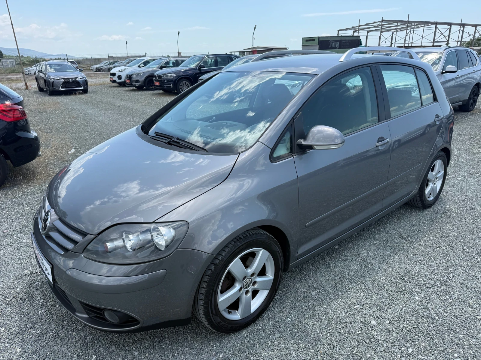 VW Golf (KATO НОВА)
