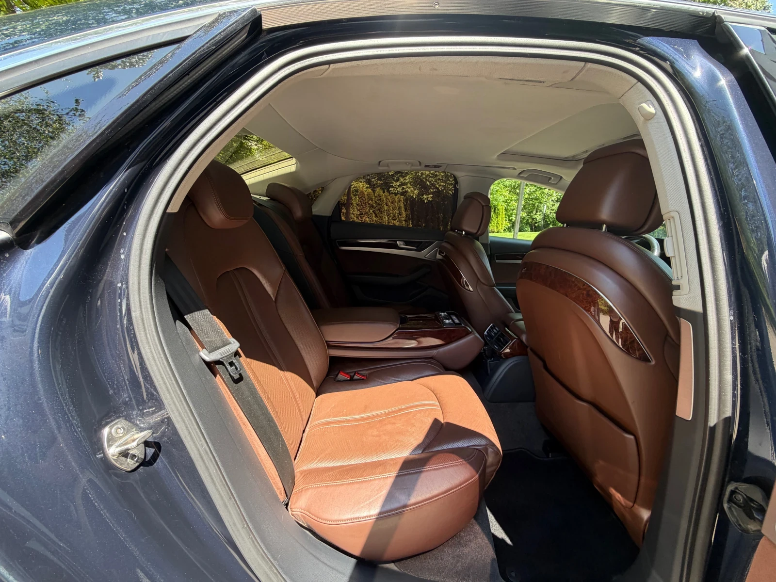 Audi A8 4.2tdi LED, снимка 11 - Автомобили и джипове - 54678035