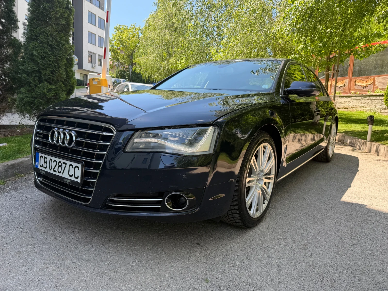 Audi A8 4.2tdi LED, снимка 3 - Автомобили и джипове - 54678035