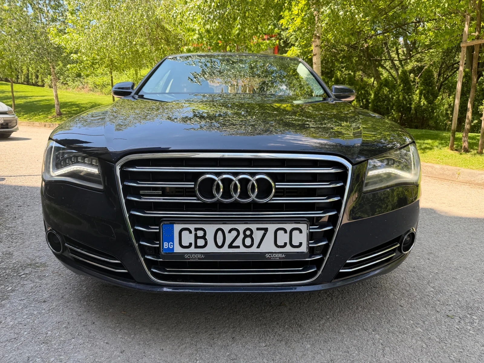Audi A8 4.2tdi LED, снимка 2 - Автомобили и джипове - 54678035