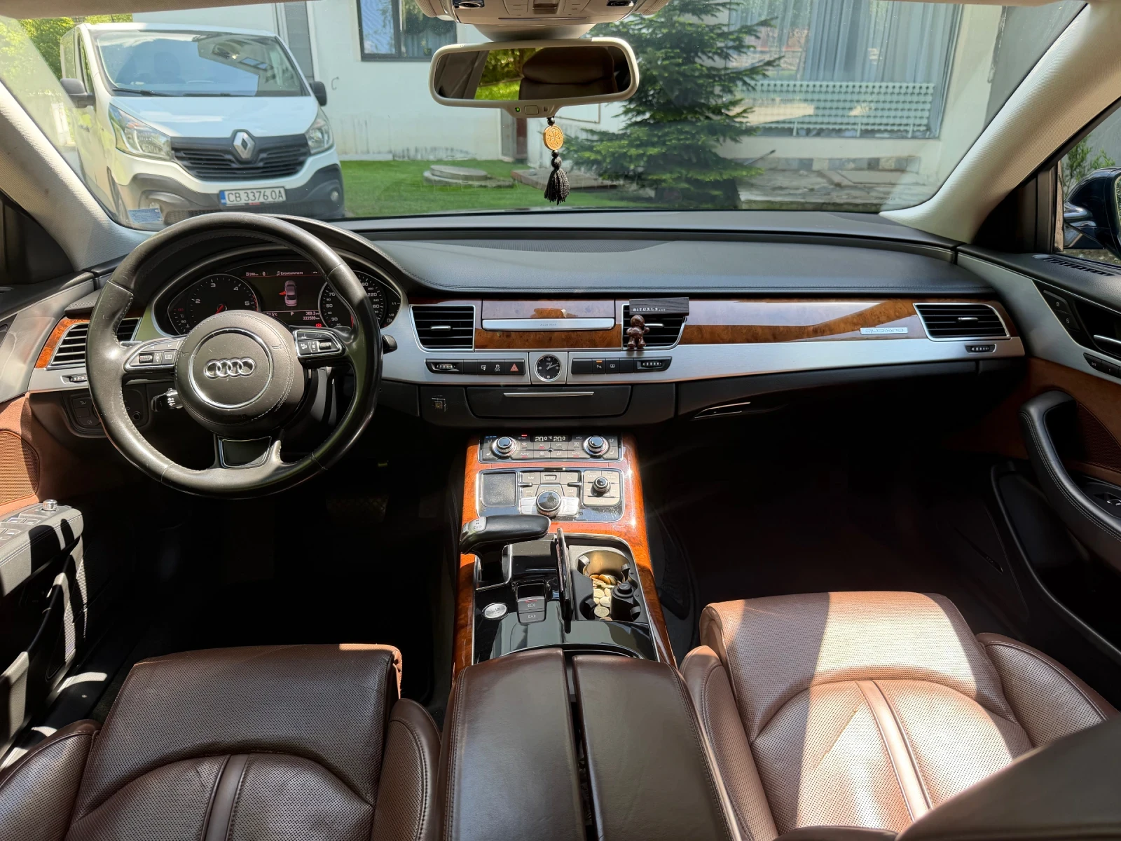 Audi A8 4.2tdi LED, снимка 13 - Автомобили и джипове - 54678035