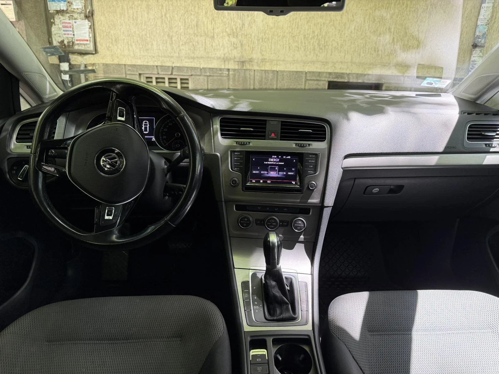 VW Golf TSI, снимка 6 - Автомобили и джипове - 54704373