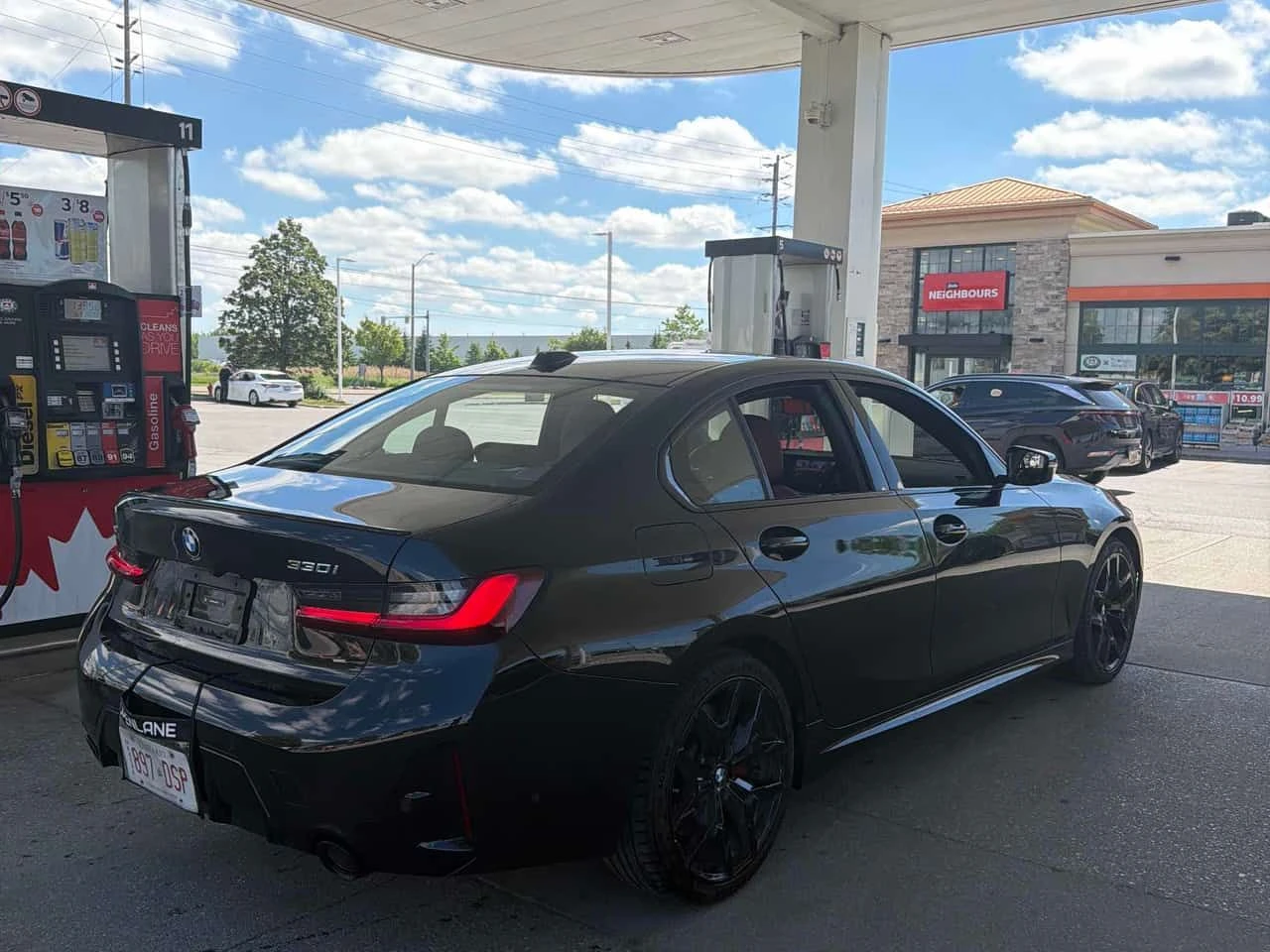 BMW 330 M Pack 360 HUD xDrive  CARFAX, снимка 3 - Автомобили и джипове - 54954695