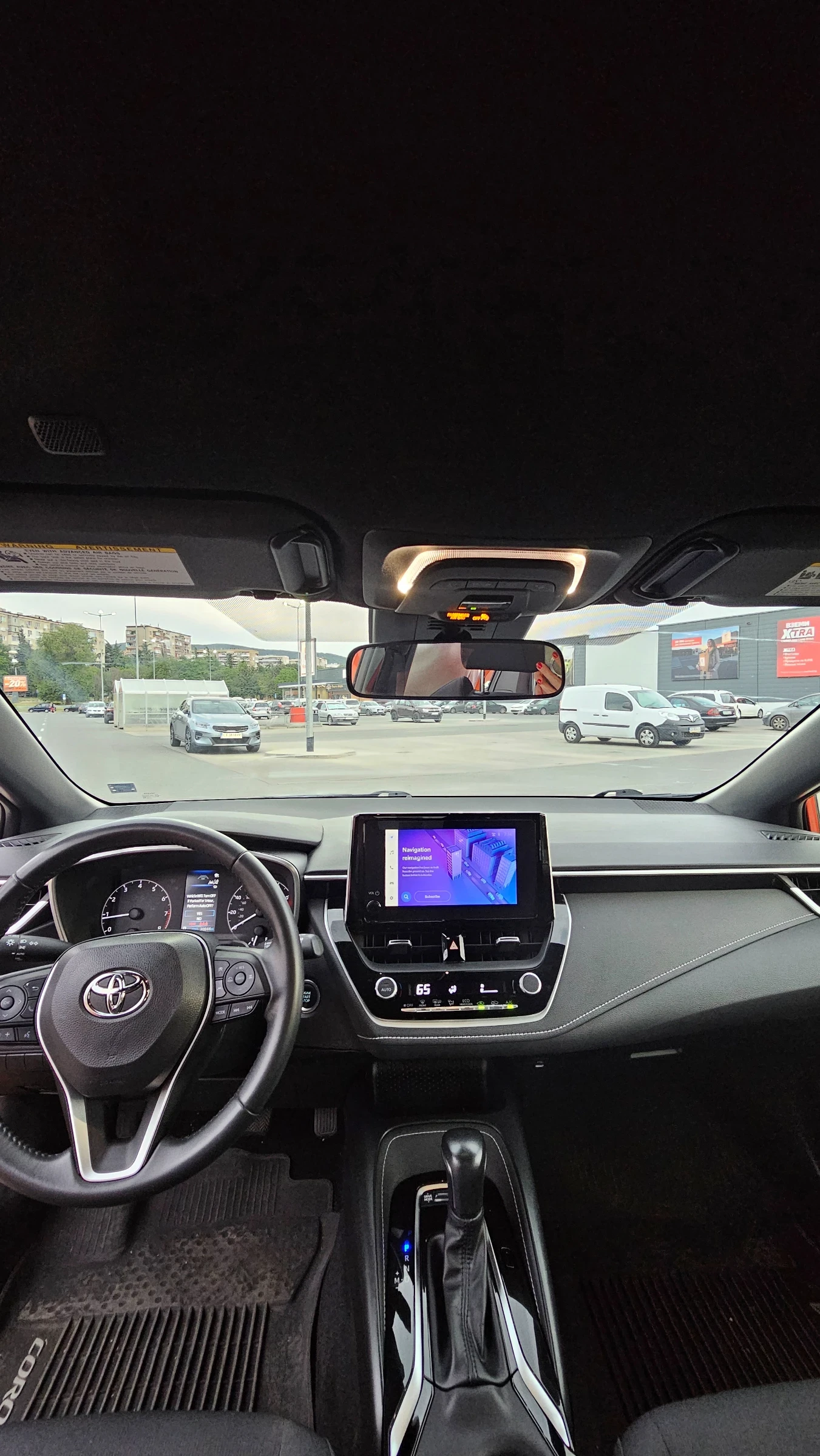 Toyota Corolla 2.0 Dynamic Force SE, снимка 9 - Автомобили и джипове - 55243664