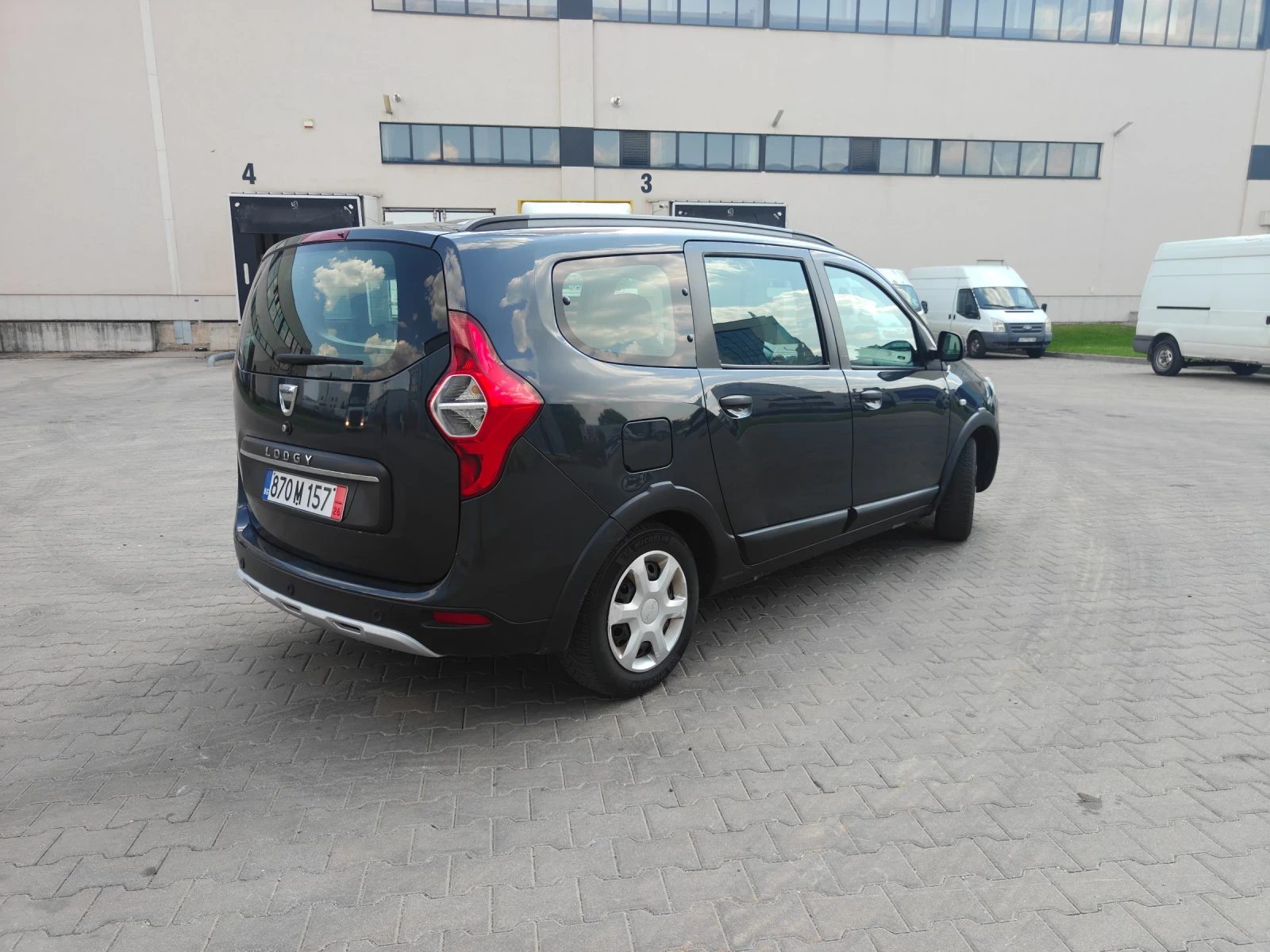 Dacia Lodgy  Stepway  1.3 Tce 130 hp 7 seats, снимка 6 - Автомобили и джипове - 55578838
