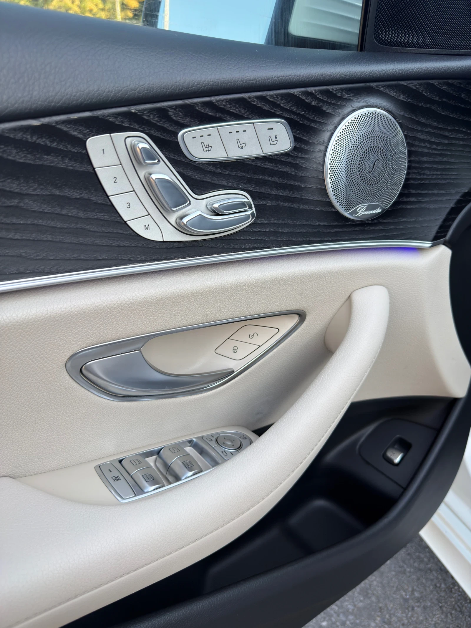 Mercedes-Benz E 400 V6/333HP/ ОБДУХВ./PANO/360/138хил км, снимка 13 - Автомобили и джипове - 55816075