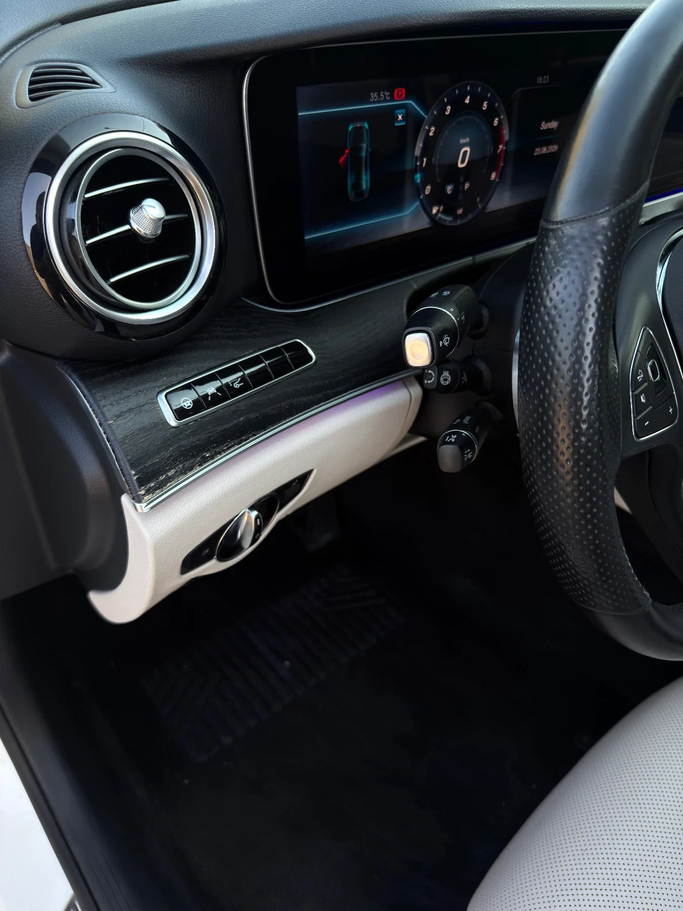 Mercedes-Benz E 400 V6/333HP/ ������./PANO/360/138��� �� | Mobile.bg � ����������� 8