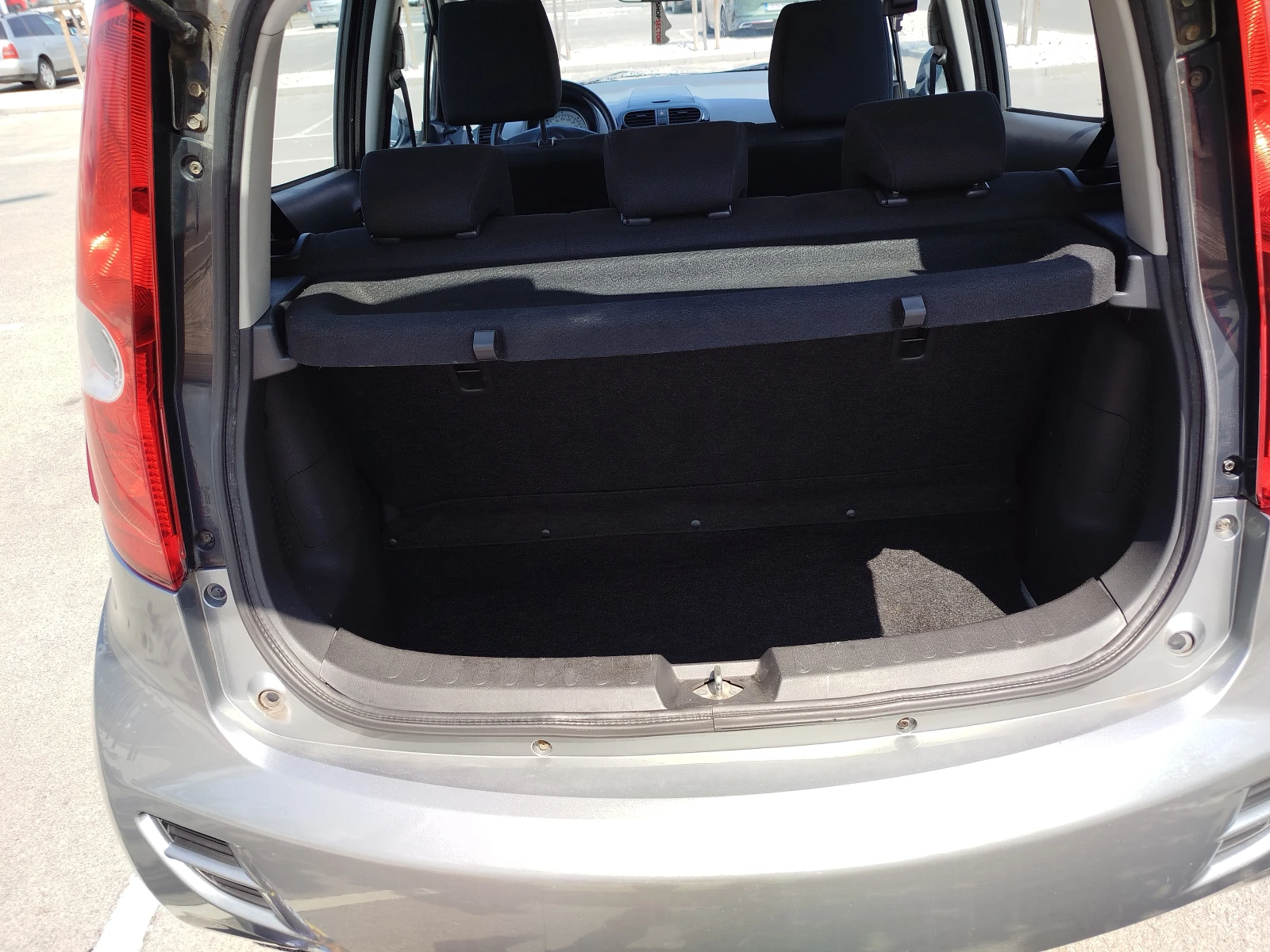 Suzuki Splash, снимка 10 - Автомобили и джипове - 55830350