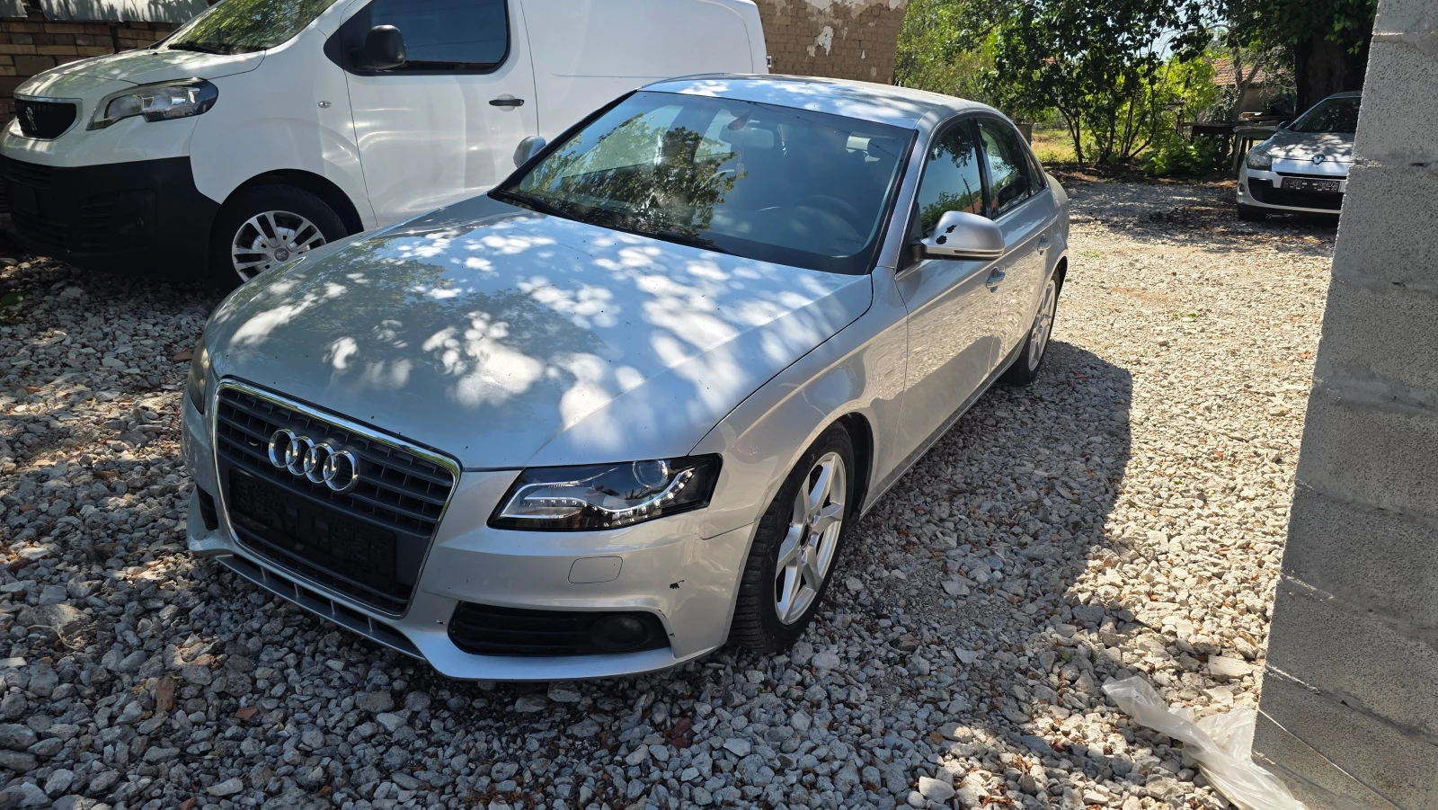 Audi A4 2.0tdi, снимка 15 - Автомобили и джипове - 56087601